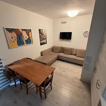 Apartment-c By Homes In * Анкона